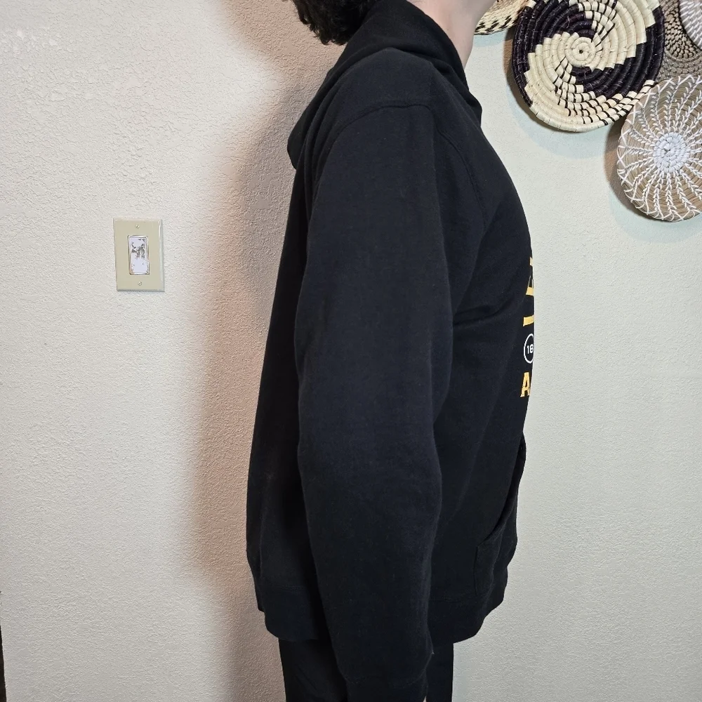 Levi Strauss & Co Sweatshirt Men’s Xl  Hoodie Black Fleece Graphic Print Eagle